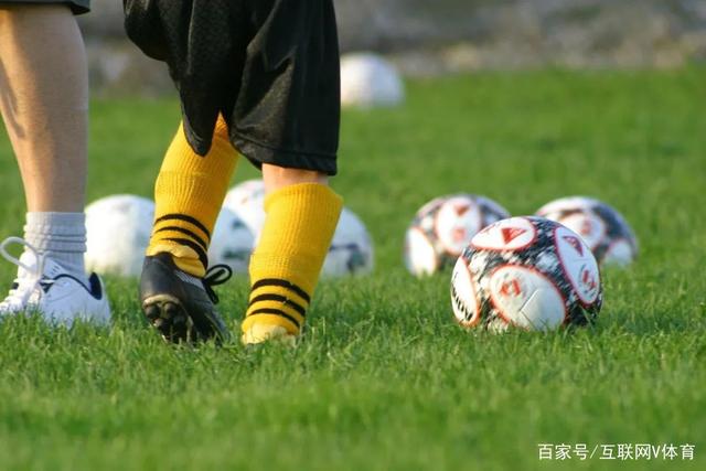 一场1-0！让韩国队起死回生，感谢西班牙救场，一度被坑4次，有望以第8晋级